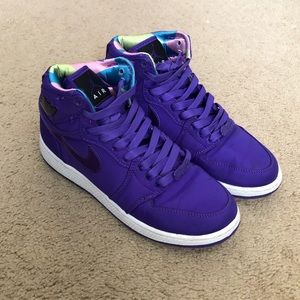 Girls Jordan 1 High Strap, 6Y (Purple/White)